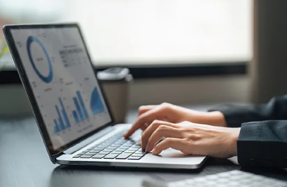 品牌营销网站公司：企业数字化转型的核心引擎